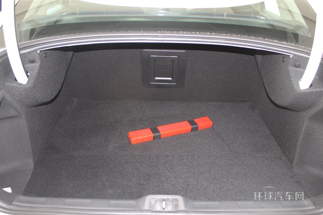 2014款 1.6T 自動尊享型