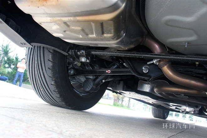 2014款 1.6T 自動尊享型