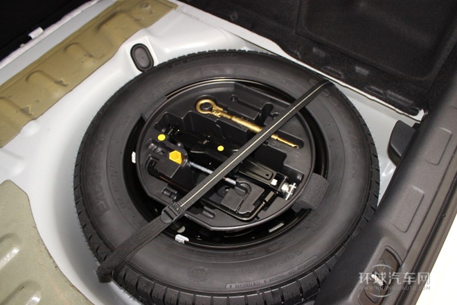 2014款 1.6T 自動尊享型