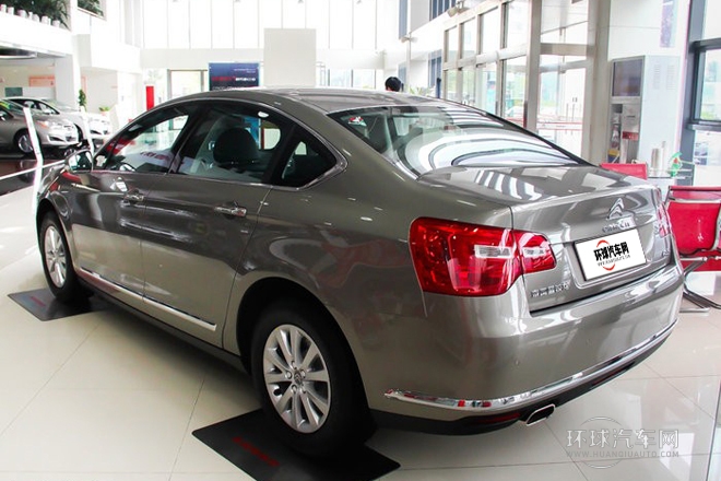 2014款 2.0L 自動尊享型