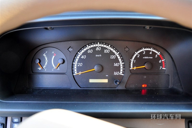 2013款 4.0L汽油豪華版 20座6GR