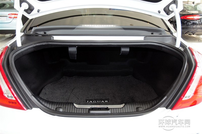 2013款 XJL 5.0 SC 巔峰創世版 四座