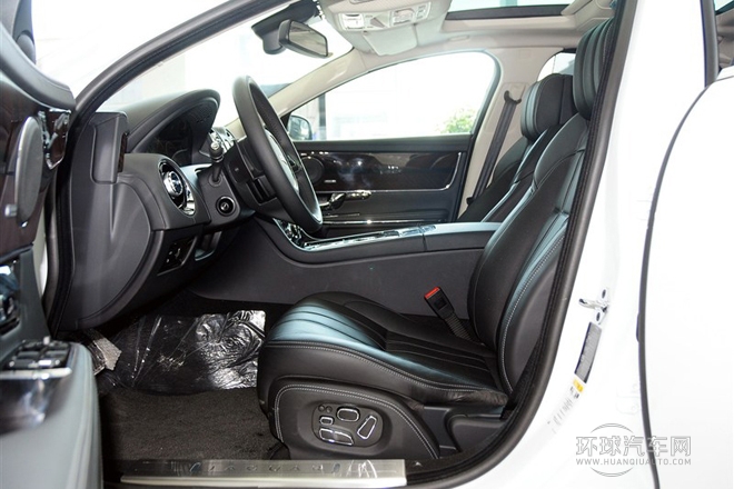 2013款 XJL 5.0 SC 巔峰創(chuàng)世版 四座