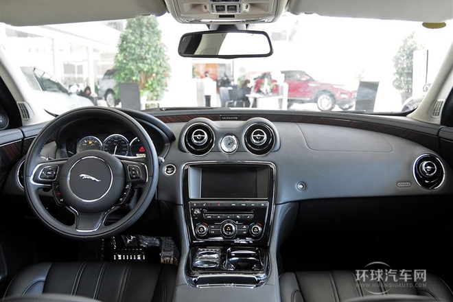 2013款 XJL 5.0 SC 巔峰創世版 四座