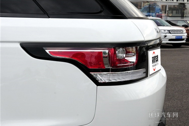 2014款 5.0 V8 SC 鋒尚創(chuàng)世版