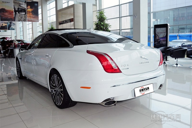 2013款 XJL 5.0 SC 巔峰創(chuàng)世版 四座