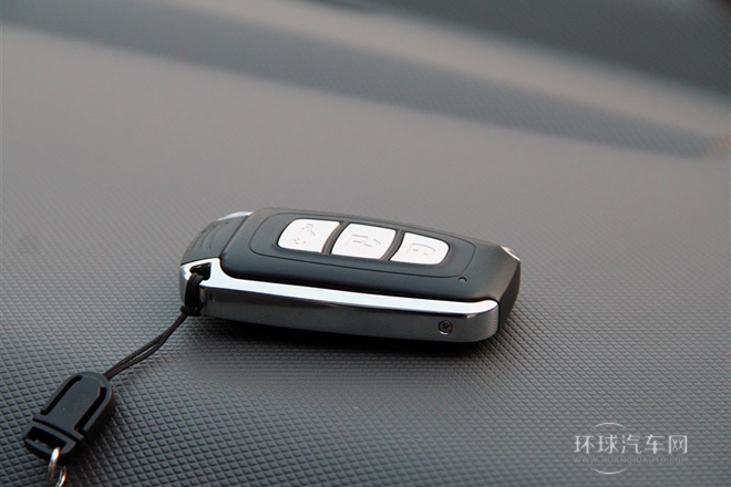 2014款 2.0T 8AT 自動(dòng)創(chuàng)領(lǐng)版