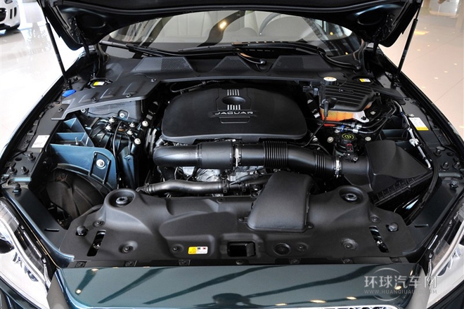 2014款 XJL 2.0T 兩驅典雅商務版