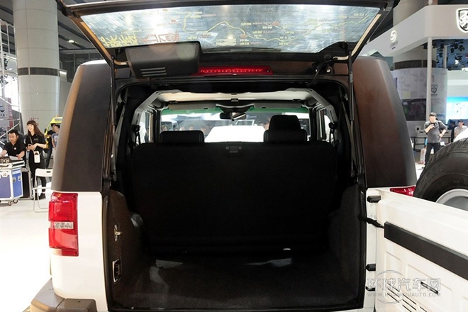 2014款 2.4L 手動酷野版