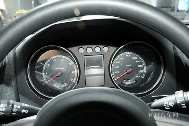 2014款 2.4L 手動酷野版