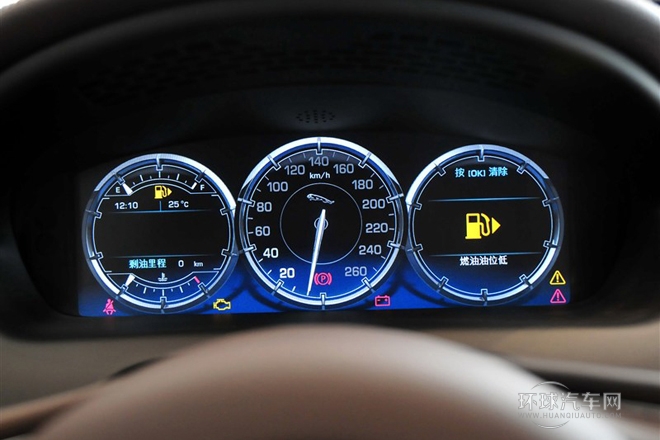 2014款 XJL 2.0T 兩驅(qū)典雅商務(wù)版