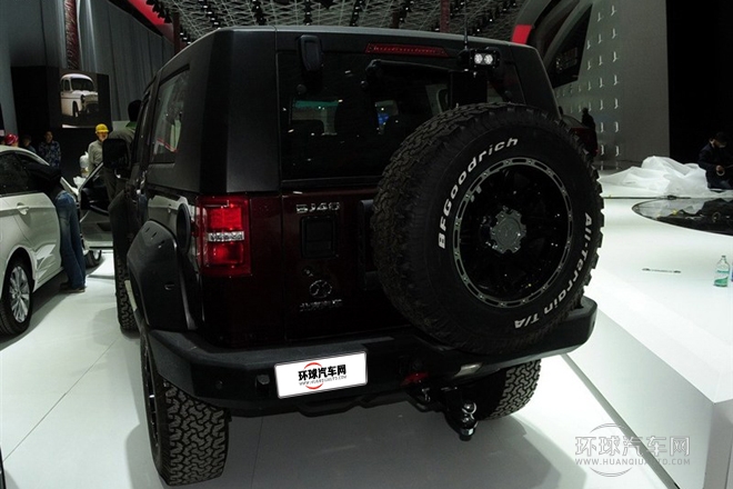 2014款 2.4L 手動(dòng)酷野版