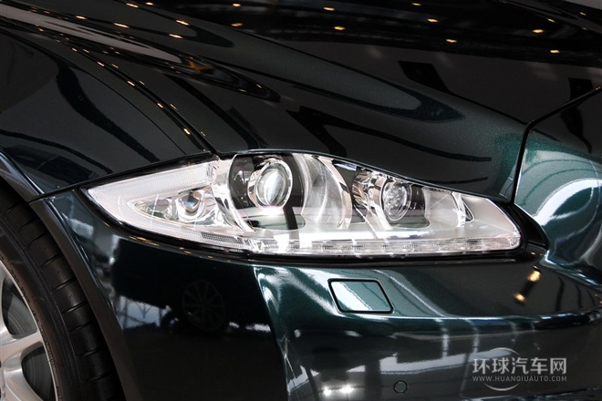 2014款 XJL 2.0T 兩驅典雅商務版