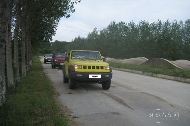 2014款 2.4L 手動酷野版