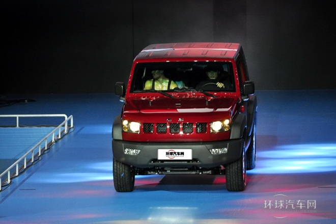 2014款 2.4L 手動(dòng)酷野版