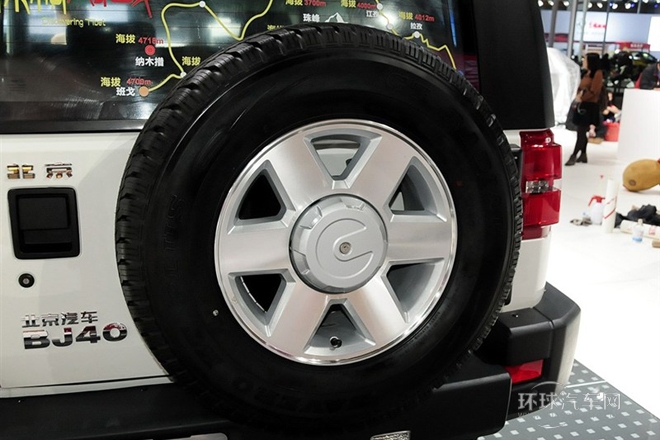 2014款 2.4L 手動征途版