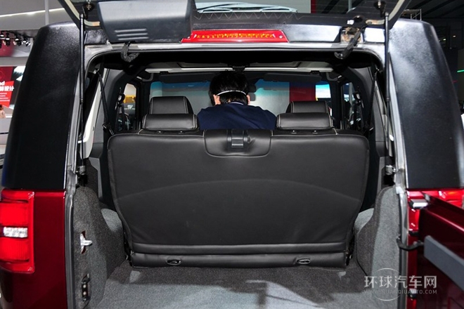 2014款 2.4L 手動征途版