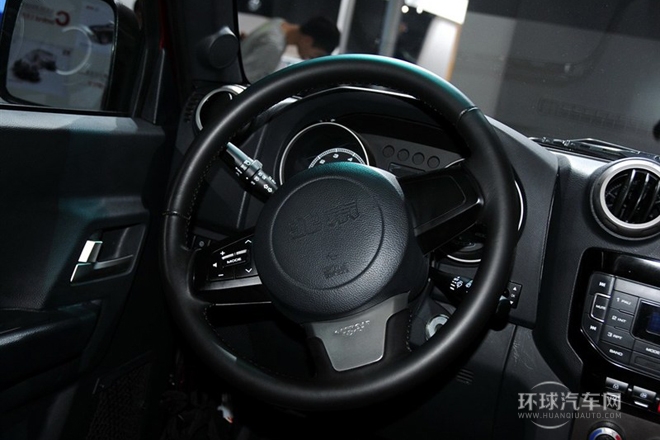 2014款 2.4L 手動(dòng)征途版