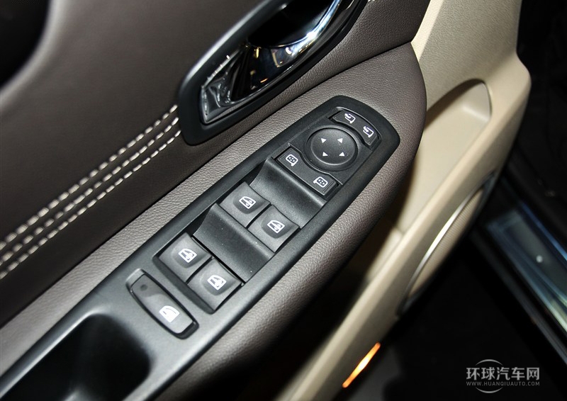 2012款 2.0 大風景舒適版