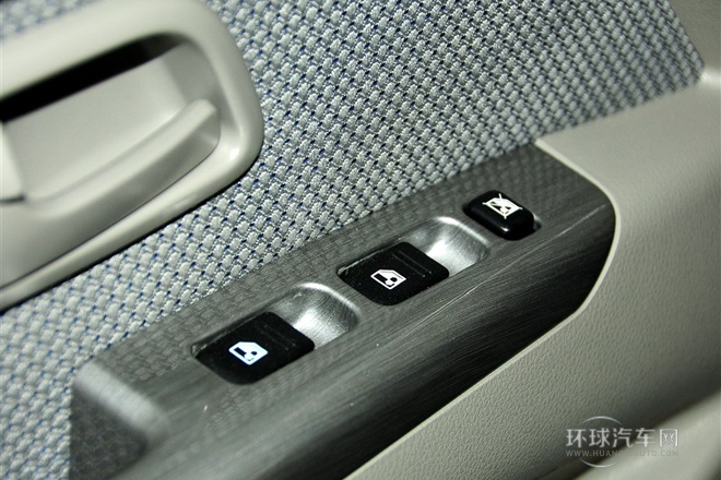 2011款 1.3L舒適型