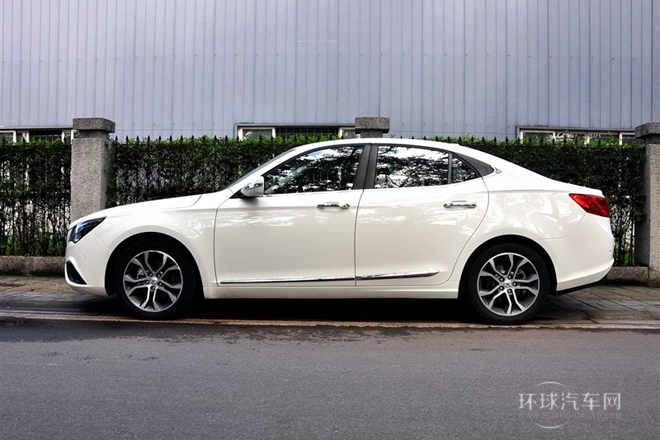 2014款 2.0T 自動豪華型