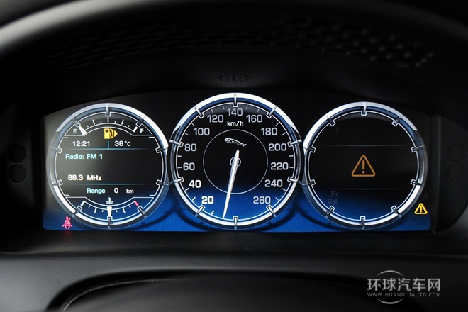 2014款 XJL 2.0T 兩驅全景商務版