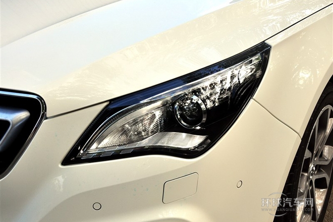 2014款 2.0T 自動豪華型