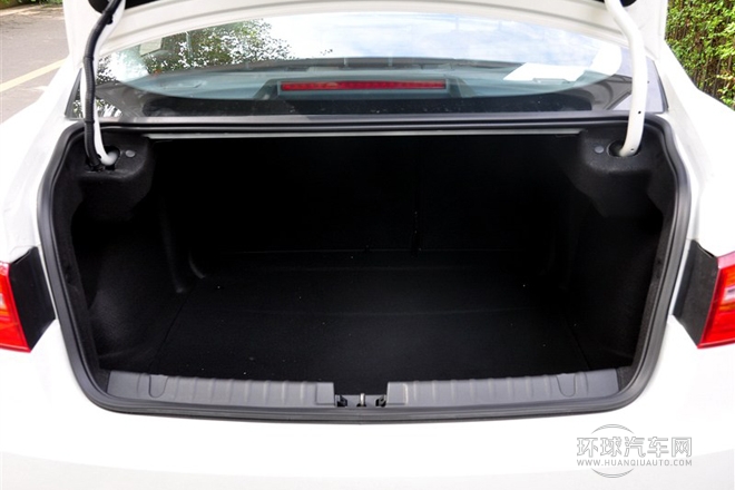 2014款 2.0T 自動豪華型