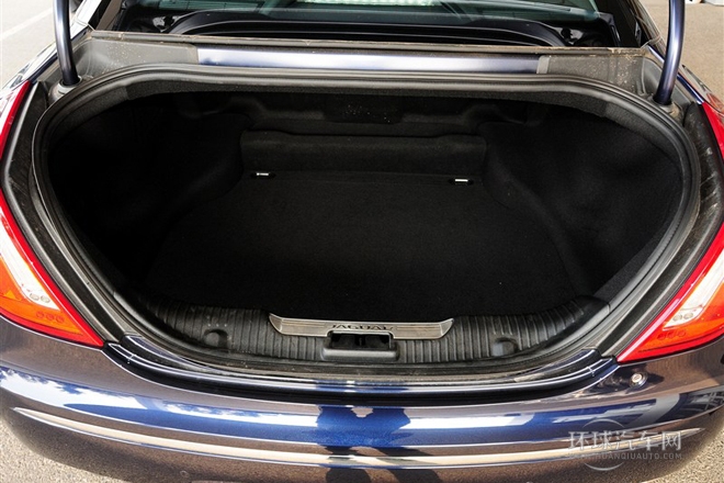 2014款 XJL 2.0T 兩驅(qū)全景商務(wù)版