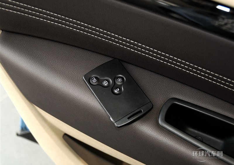 2012款 2.0 風景舒適版