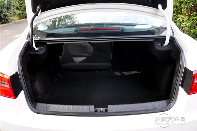 2014款 2.0T 自動基本型