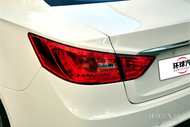 2014款 2.0T 自動舒適型