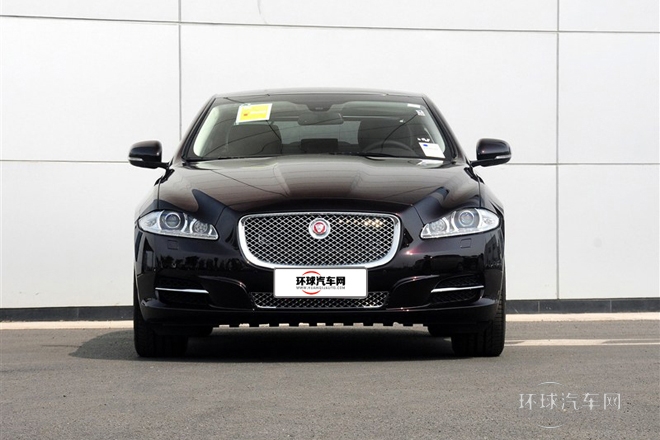 2014款 XJL 2.0T 兩驅尊享商務版