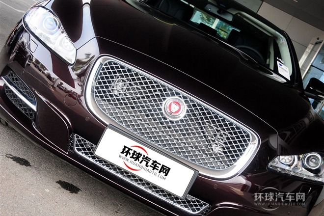 2014款 XJL 2.0T 兩驅(qū)尊享商務(wù)版