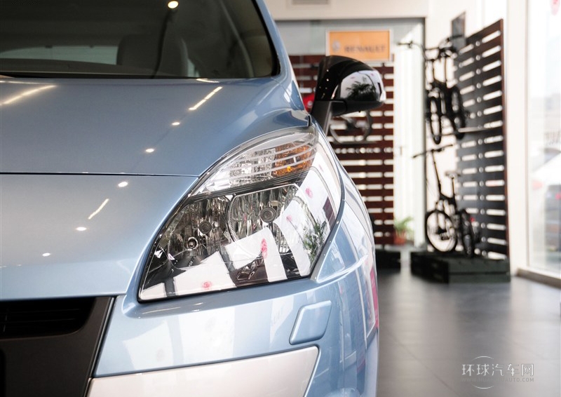 2012款 2.0 風景舒適版