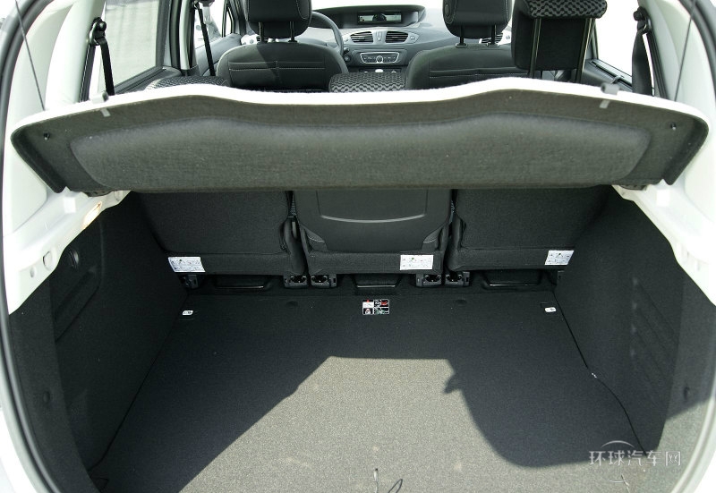 2012款 2.0 風(fēng)景時尚版