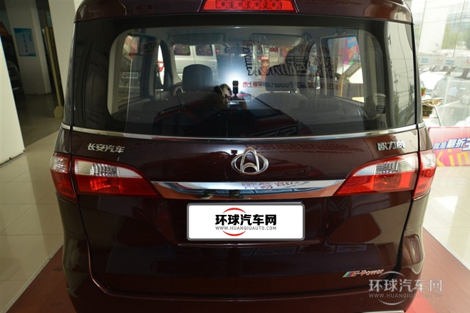 2013款 1.2L 手動舒適型