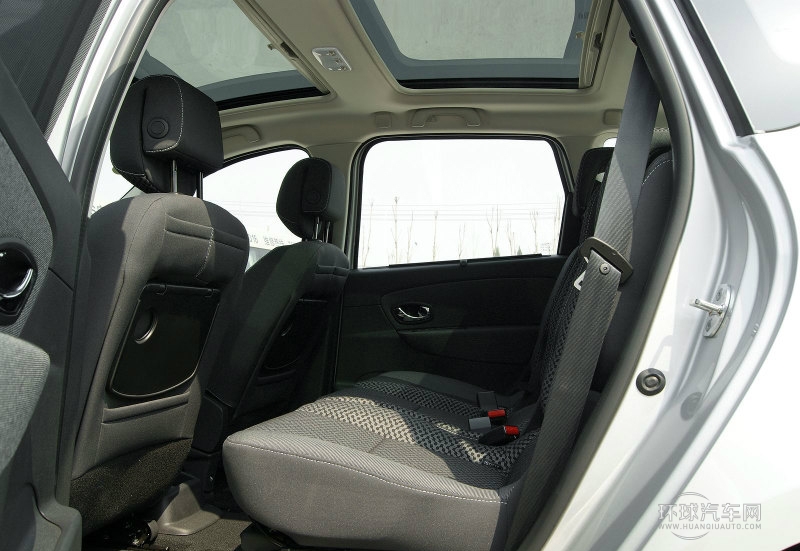 2012款 2.0 風景時尚版