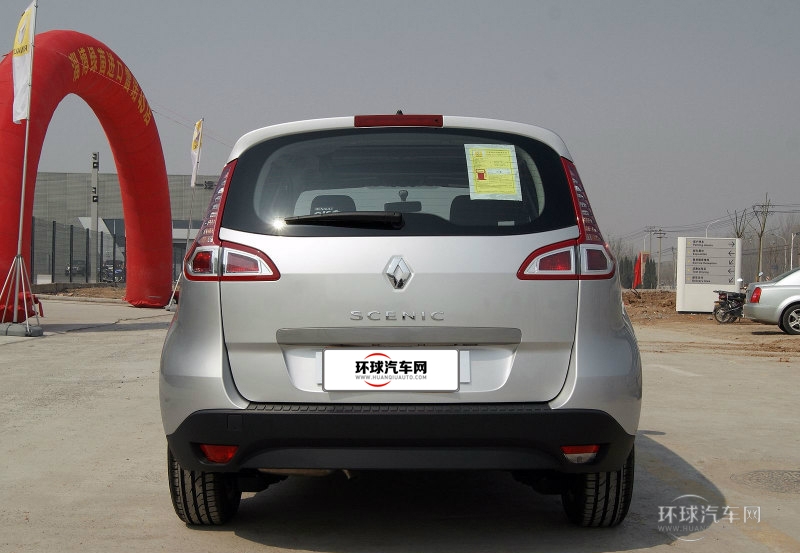 2012款 2.0 風景時尚版