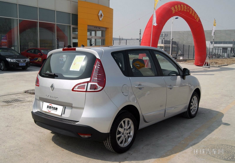 2012款 2.0 風景時尚版