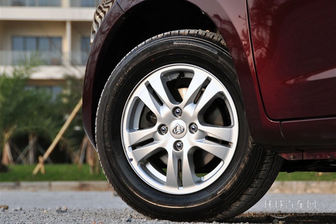 2013款 1.2L 手動精英型