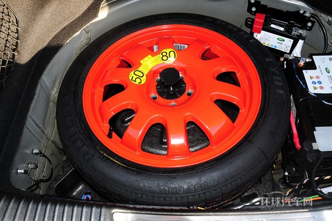 2014款 XJL 3.0 SC 兩驅(qū)旗艦商務(wù)版