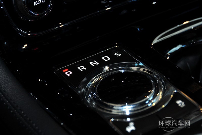 2014款 XJL 3.0 SC 兩驅全景商務版