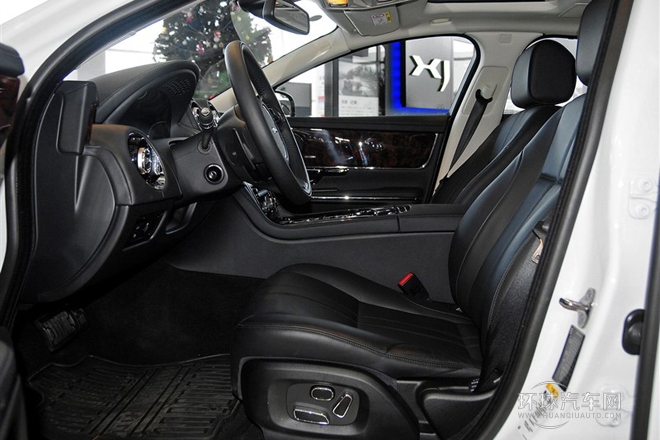 2014款 XJL 3.0 SC 兩驅全景商務版