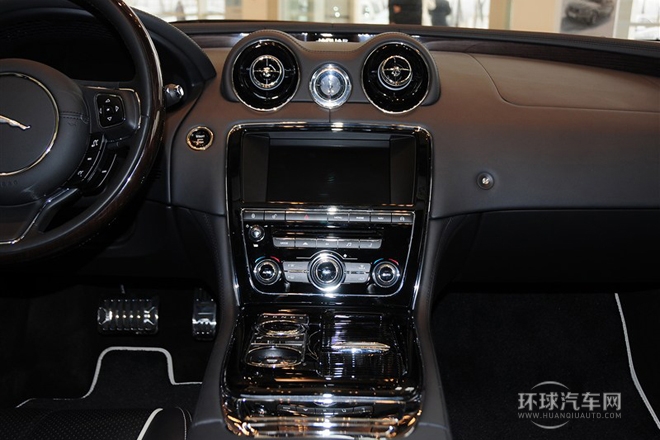 2014款 XJL 3.0 SC 四驅(qū)旗艦商務(wù)版