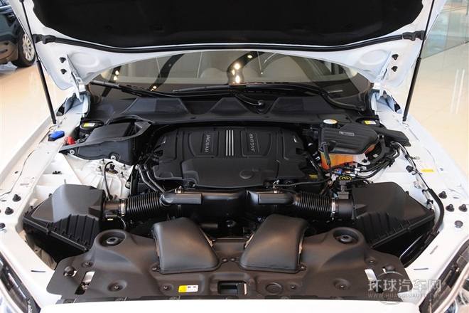 2014款 XJL 3.0 SC 四驅(qū)旗艦商務(wù)版