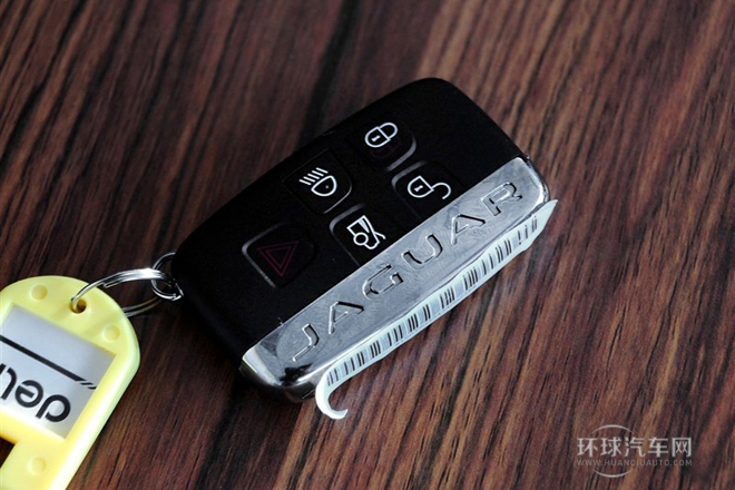 2014款 XJL 3.0 SC 四驅旗艦商務版