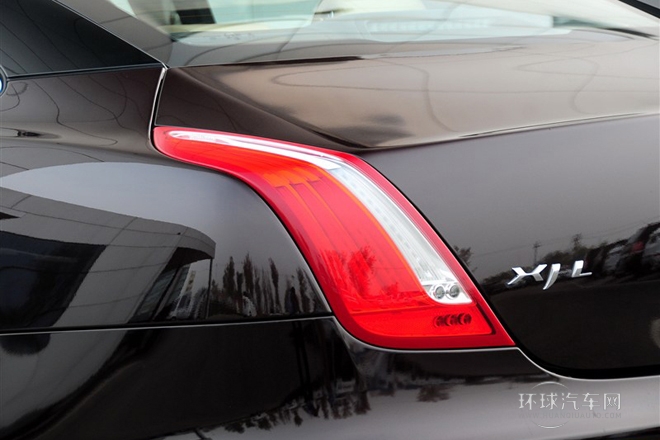 2014款 XJL 3.0 SC 四驅全景商務版