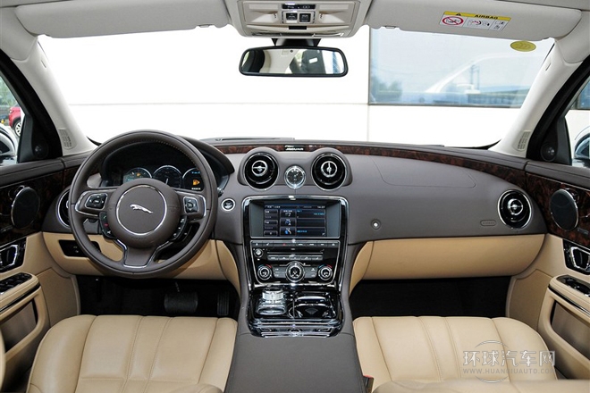 2014款 XJL 3.0 SC 四驅全景商務版