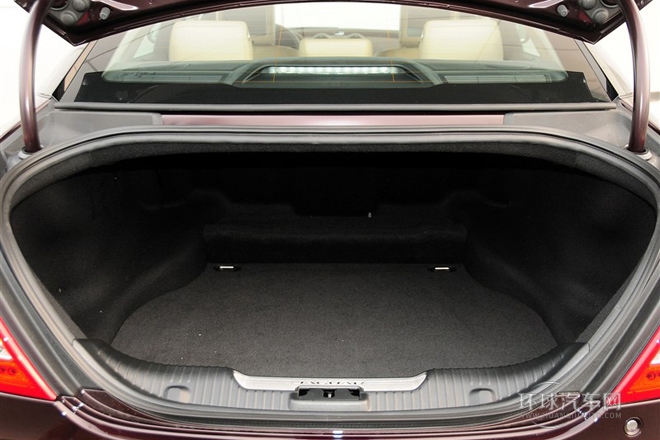 2014款 XJL 3.0 SC 四驅(qū)全景商務(wù)版